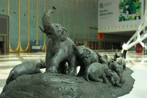 cop15主題雕塑大象群雕作品在云南揭幕